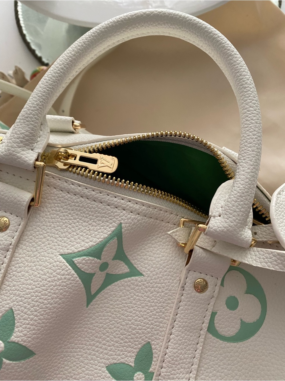 Louis Vuitton White & Mint Monogram Travel Duffel - Picture 4 of 14